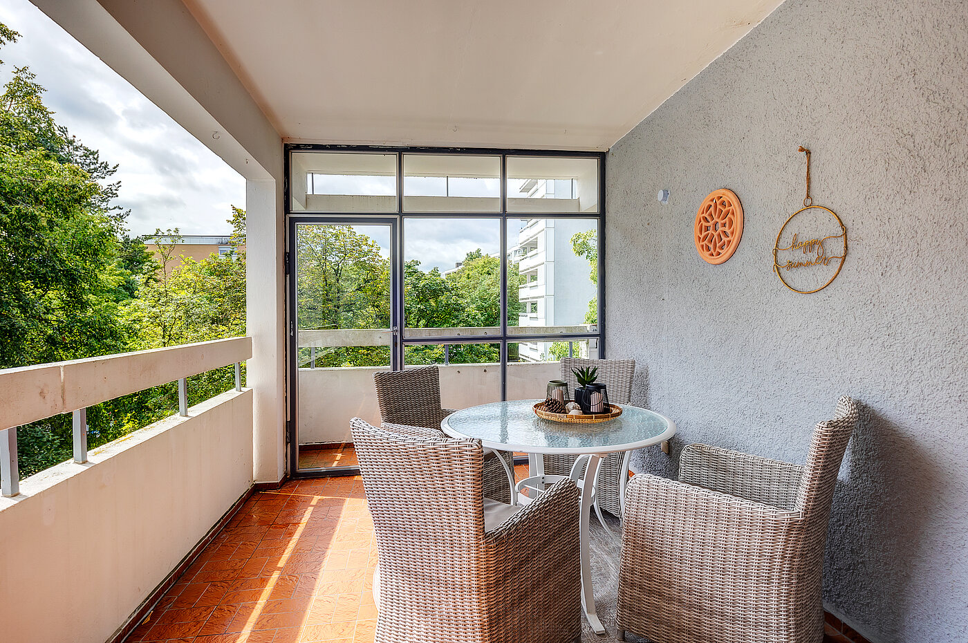 フラット 部屋数 3 部屋 | Unterhaching | 70421 | ...zur sonnigen...