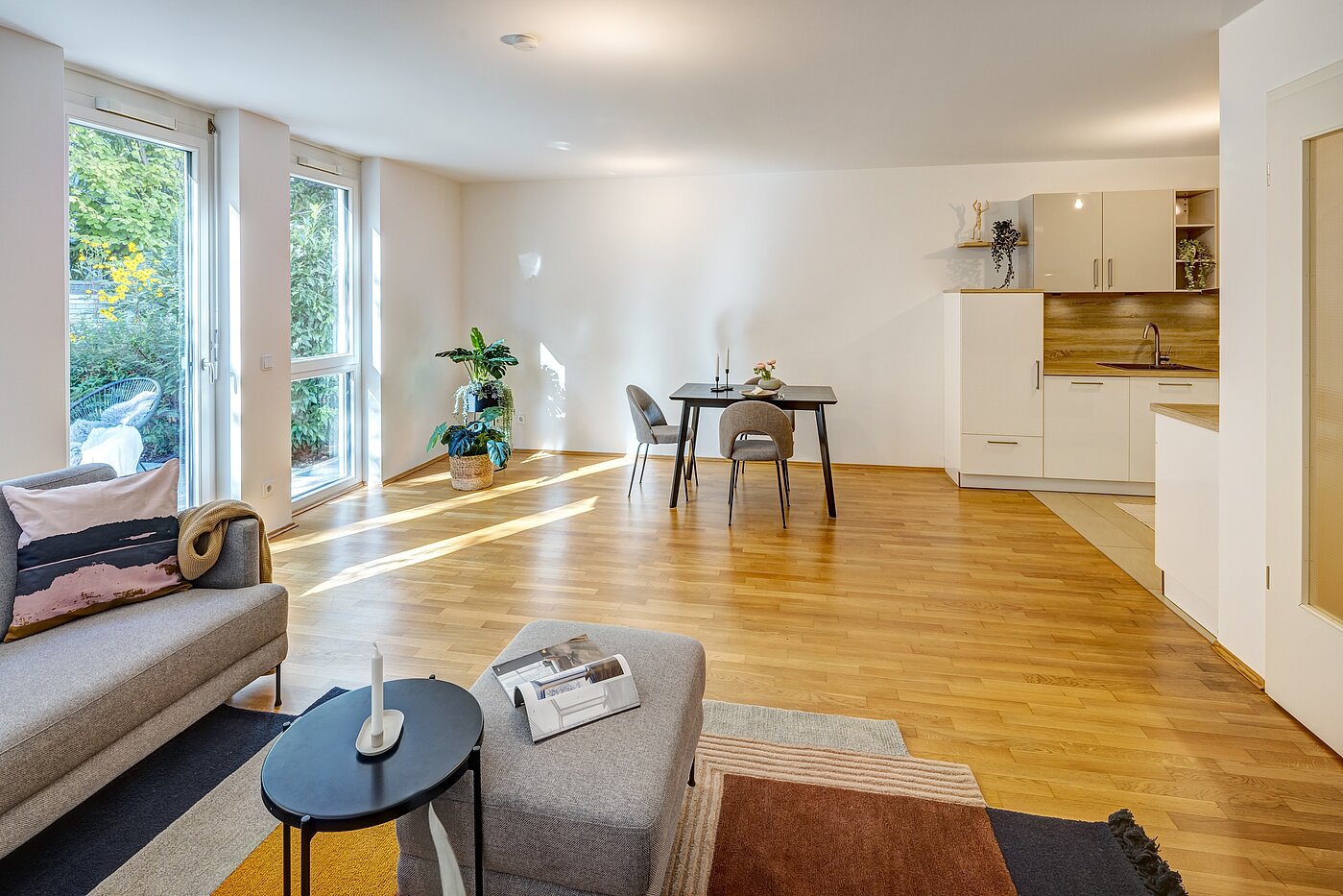 フラット 部屋数 2 部屋 | München-Thalkirchen | 70493 | Essbereich mit...