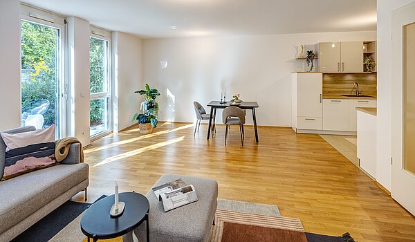 フラット 部屋数 2 部屋 | München-Thalkirchen | 70493 | Essbereich mit...