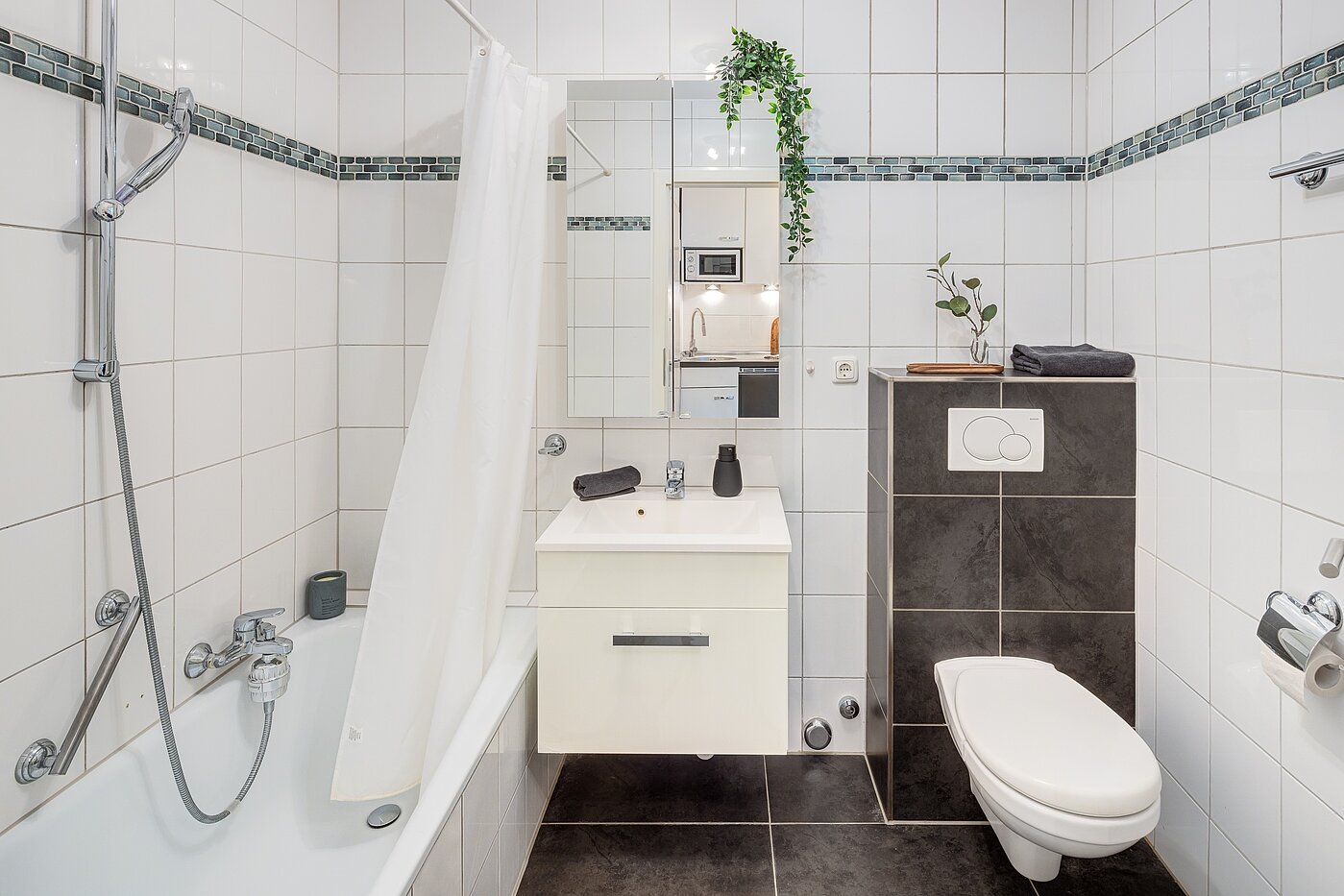 Apartment 部屋数 1 部屋 | München-Schwabing | 70200 | Modernes Bad