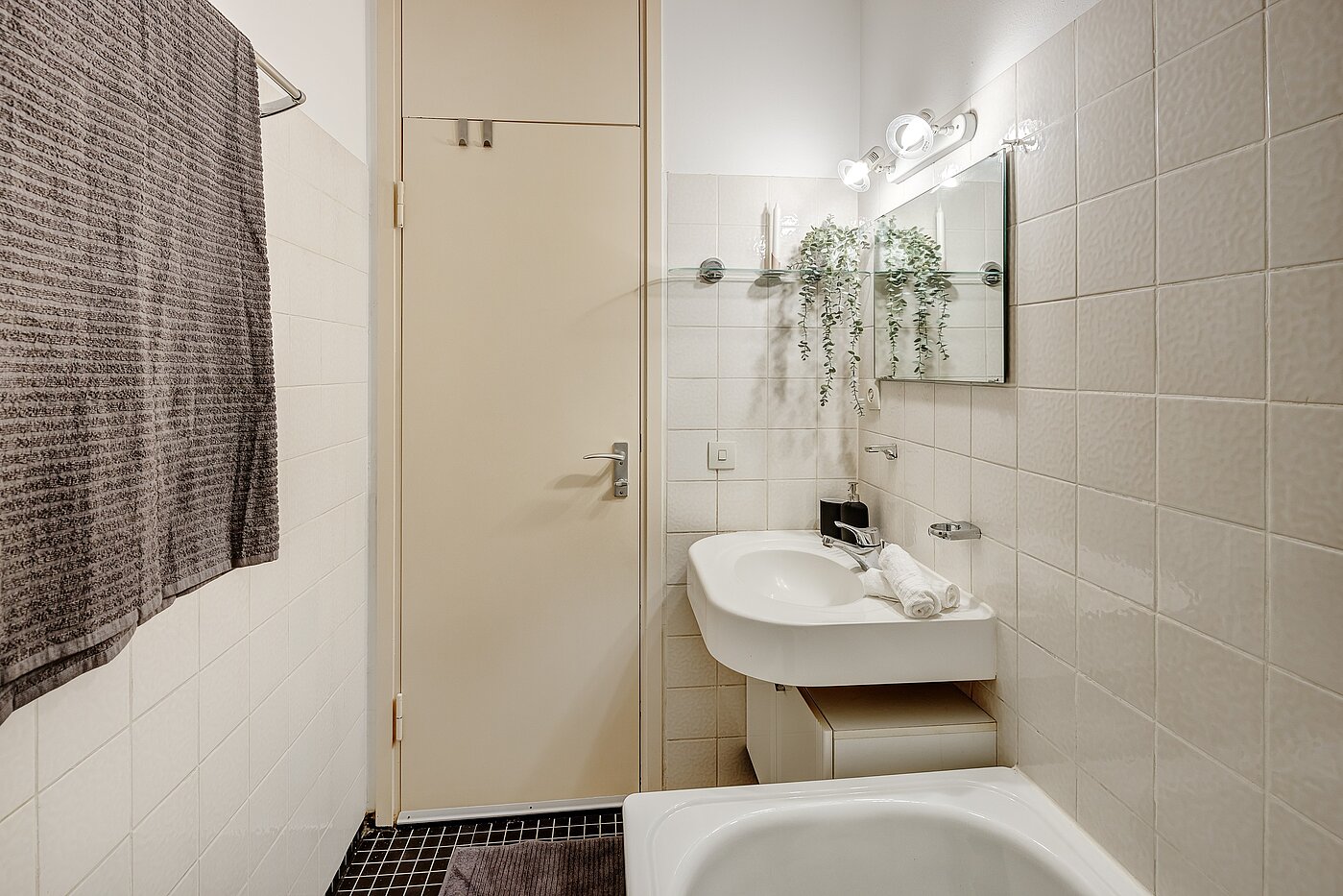 フラット 部屋数 1 部屋 | München-Solln | 2201ML92 | Blick zur Tür