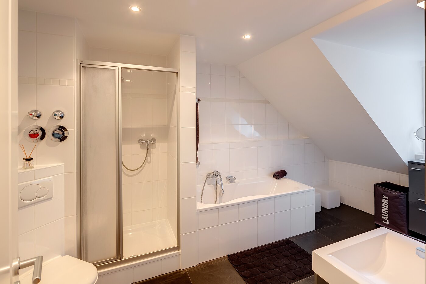 メゾネット・マンション（複数階にわたるマンション） 部屋数 2.5 部屋 | München-Solln | 701961 | ...Dusche