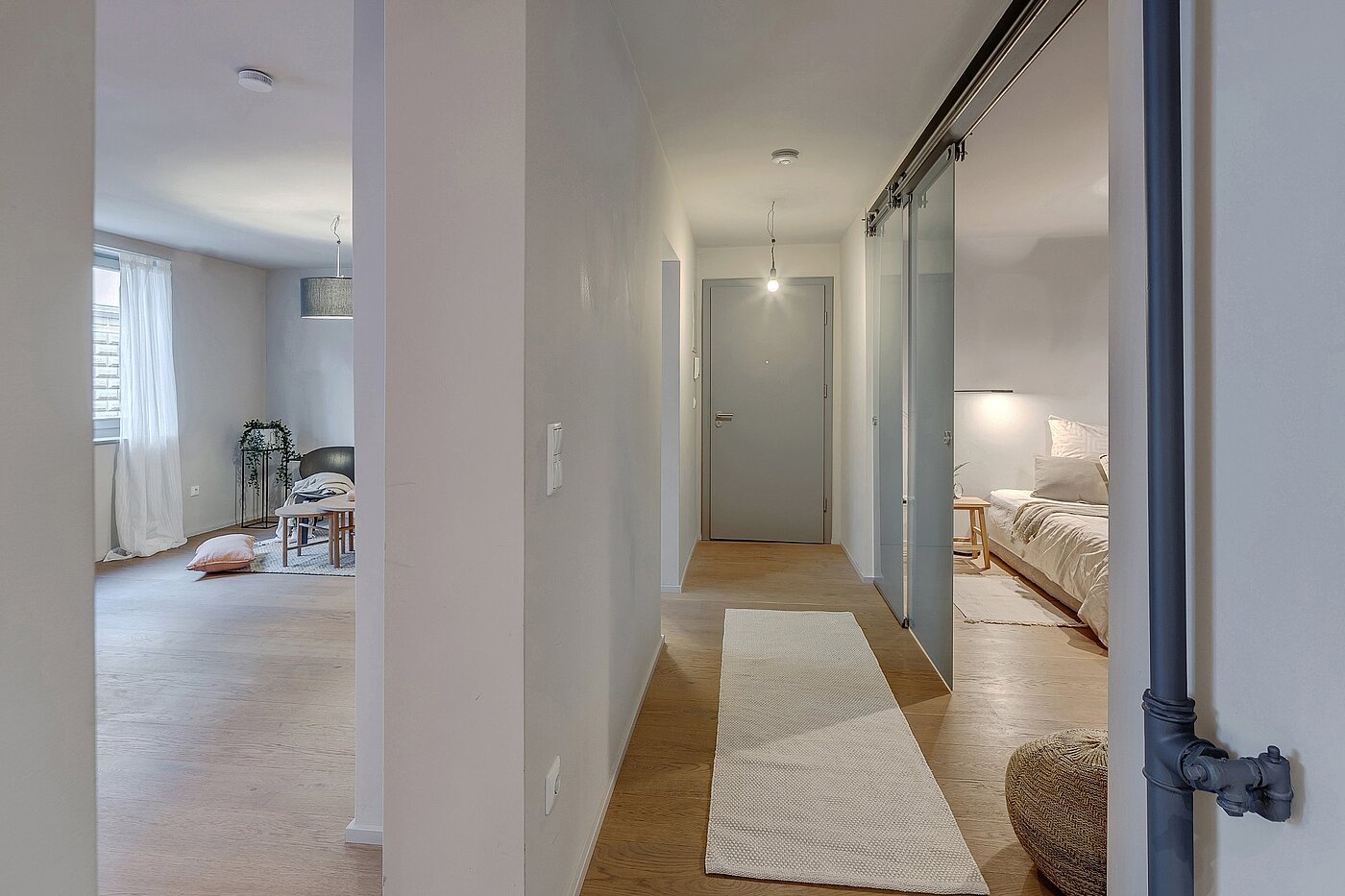 レイズド・グラウンドフロアー（一階が地表よりも高い） 部屋数 2 部屋 | München-Lehel | 2012ML1 | Eingangsbereich