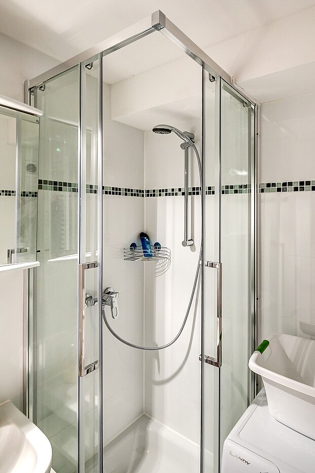 フラット 部屋数 1 部屋 | München-Berg am Laim | 2207ML6 | ...mit Dusche und Waschmaschinenanschluss