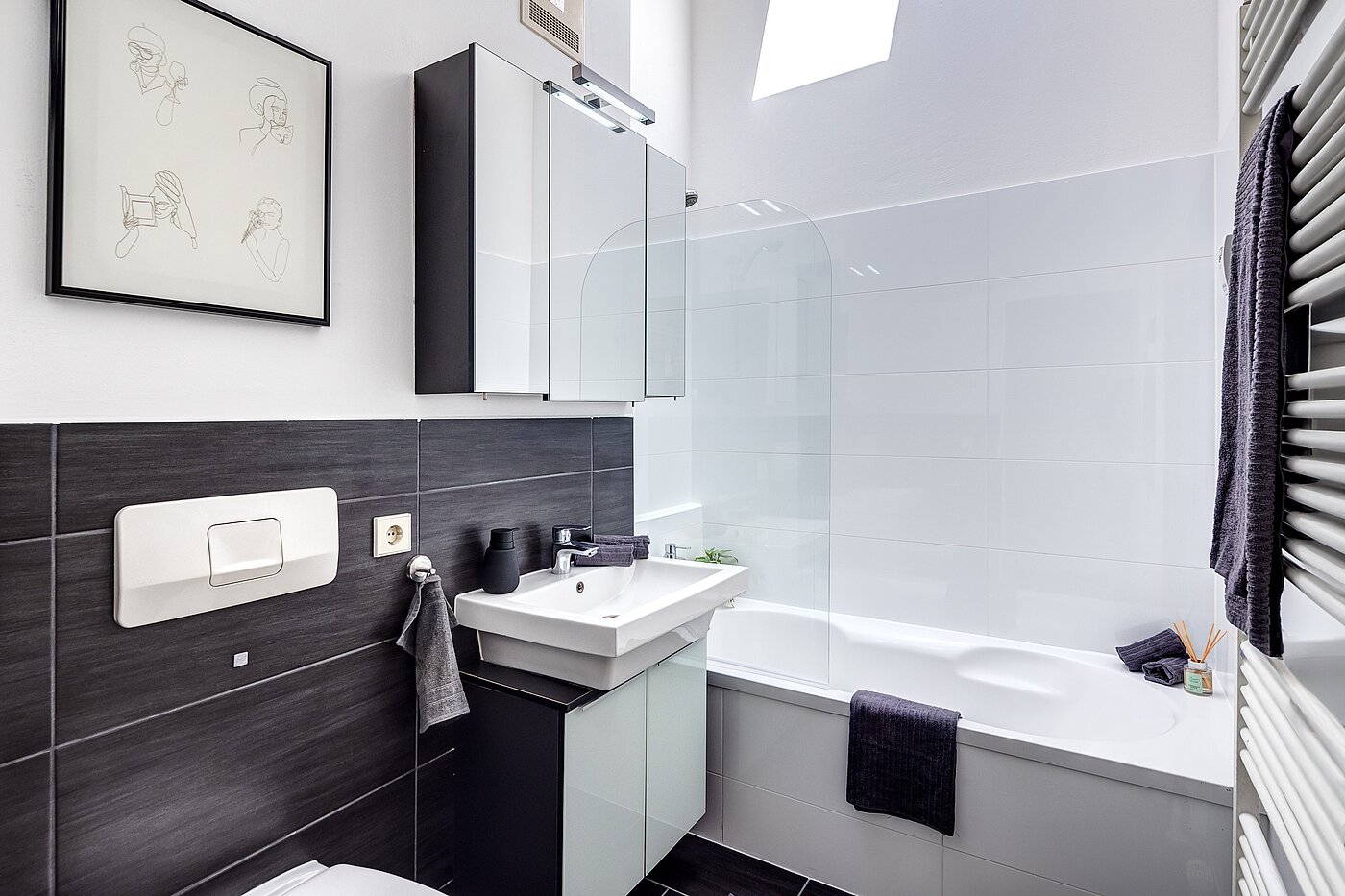 フラット 部屋数 2 部屋 | München-Untermenzing | 70177 | Modernes Badezimmer...