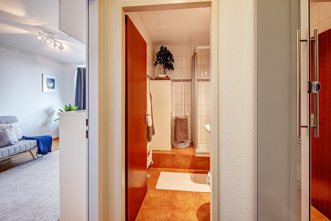 フラット 部屋数 1 部屋 | München-Laim | 2107ML8 | Flur mit Garderobenschrank