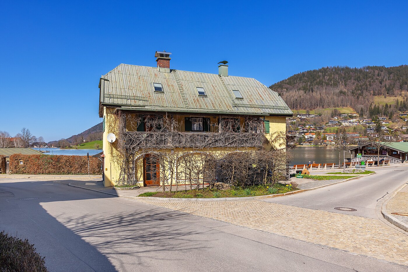 Mehrfamilienhaus 部屋数 11 部屋 | Rottach-Egern | 70215 | in zentraler Lage.