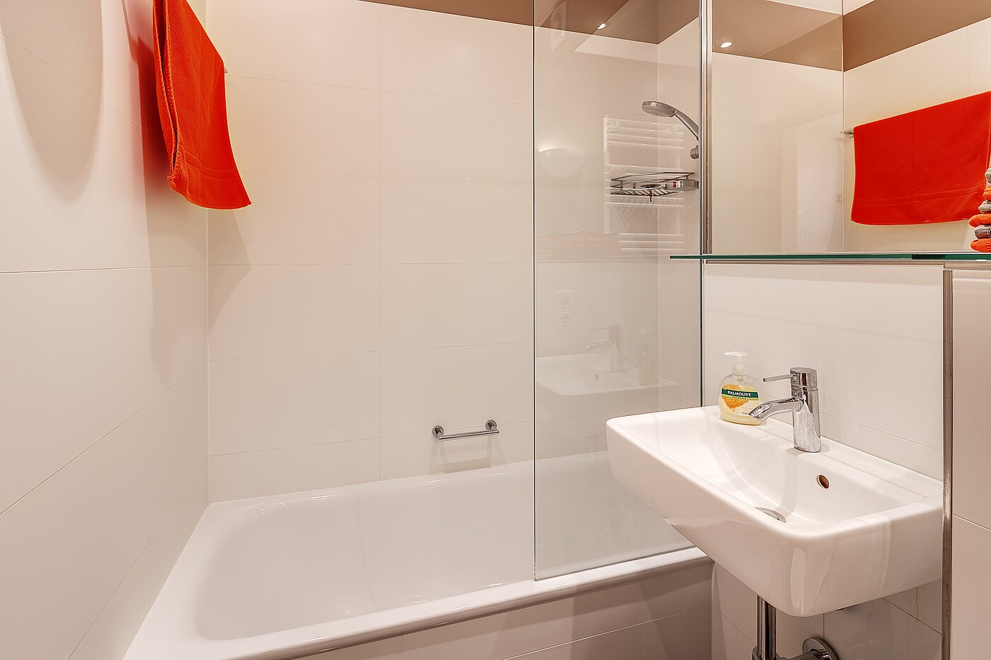 フラット 部屋数 1.5 部屋 | München-Schwanthalerhöhe | 2211ML8 | Wanne mit Glasabtrennung