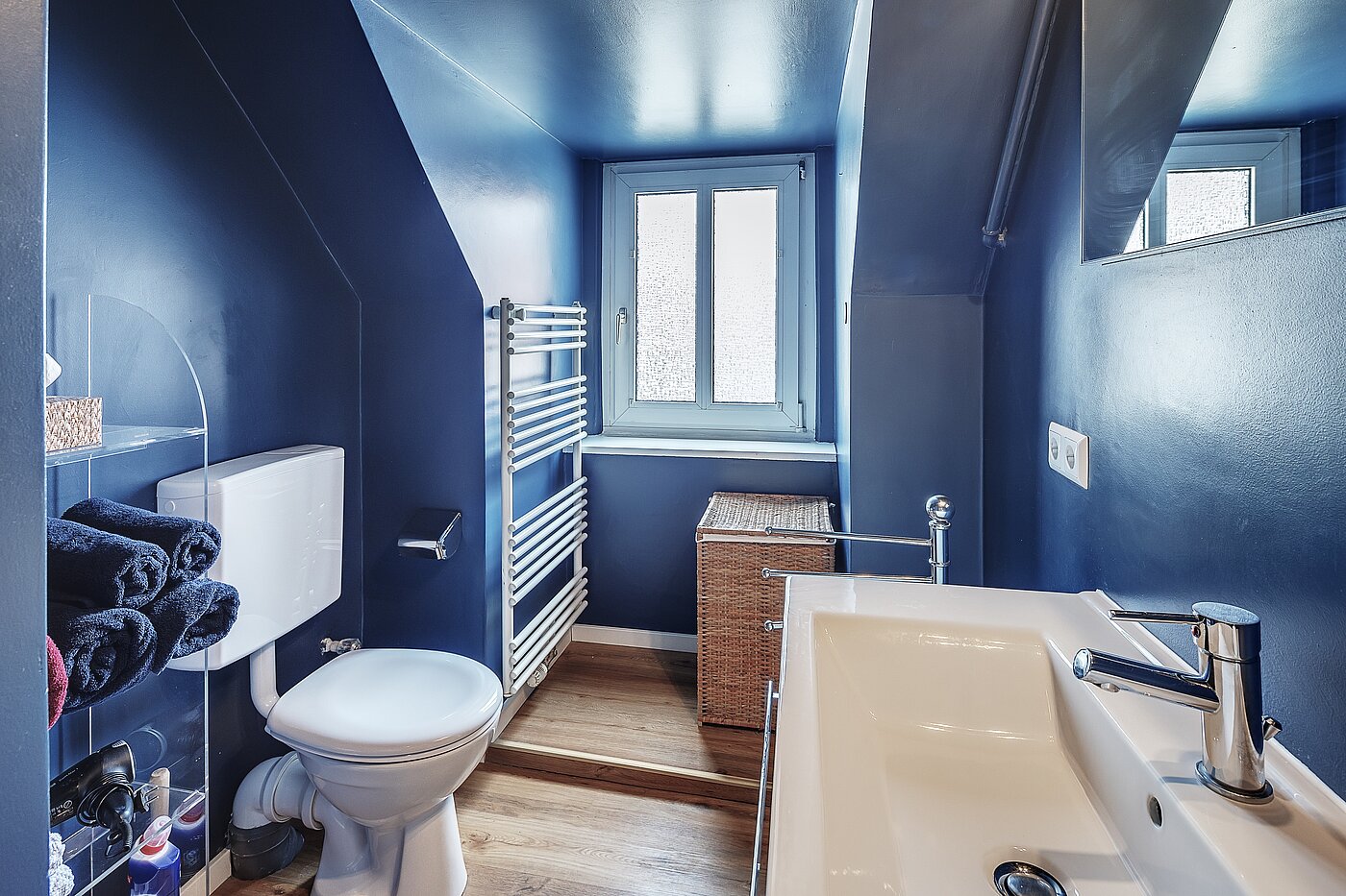 フラット 部屋数 2 部屋 | München-Maxvorstadt | 2211ML6 | Helles Duschbad