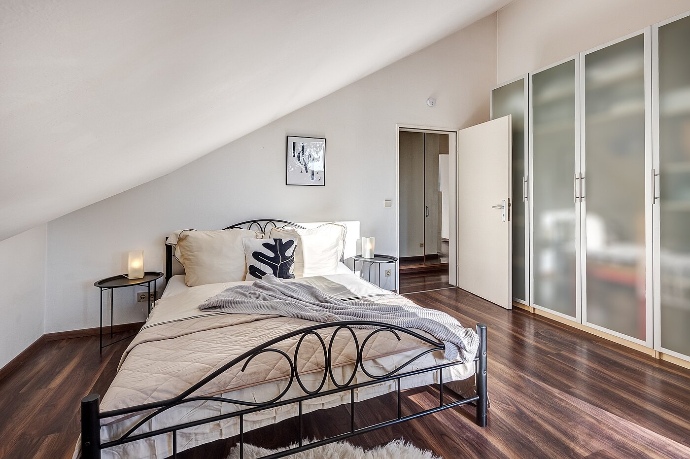 フラット 部屋数 2 部屋 | München-Untermenzing | 70177 | Helles Schlafzimmer...