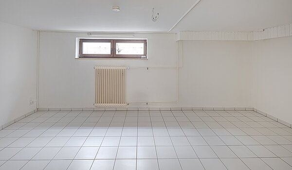 センターハウス 部屋数 5 部屋 | Unterschleißheim | 70187 | Geräumiger Hobbykeller...