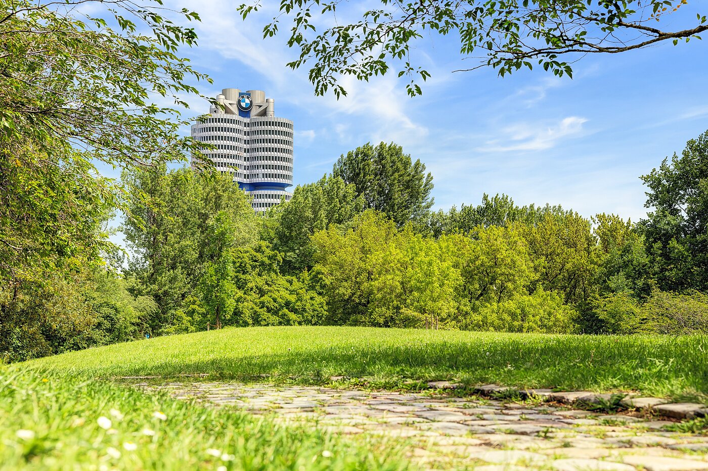 フラット 部屋数 3 部屋 | München-Schwabing | 703181 | Potentieller Arbeitgeber