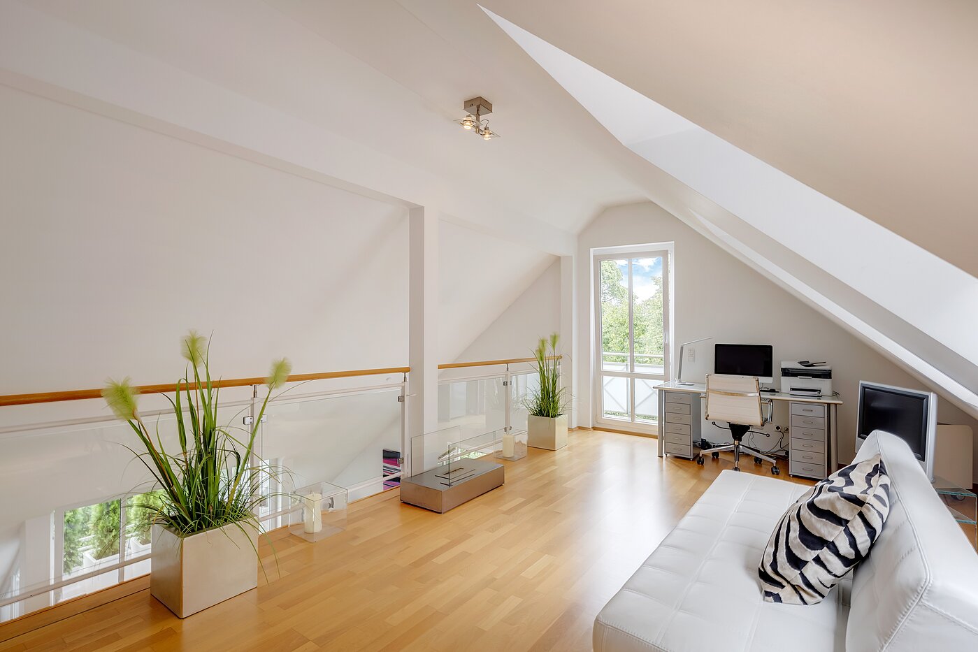 メゾネット・マンション（複数階にわたるマンション） 部屋数 2.5 部屋 | München-Solln | 701961 | ...Galerie...