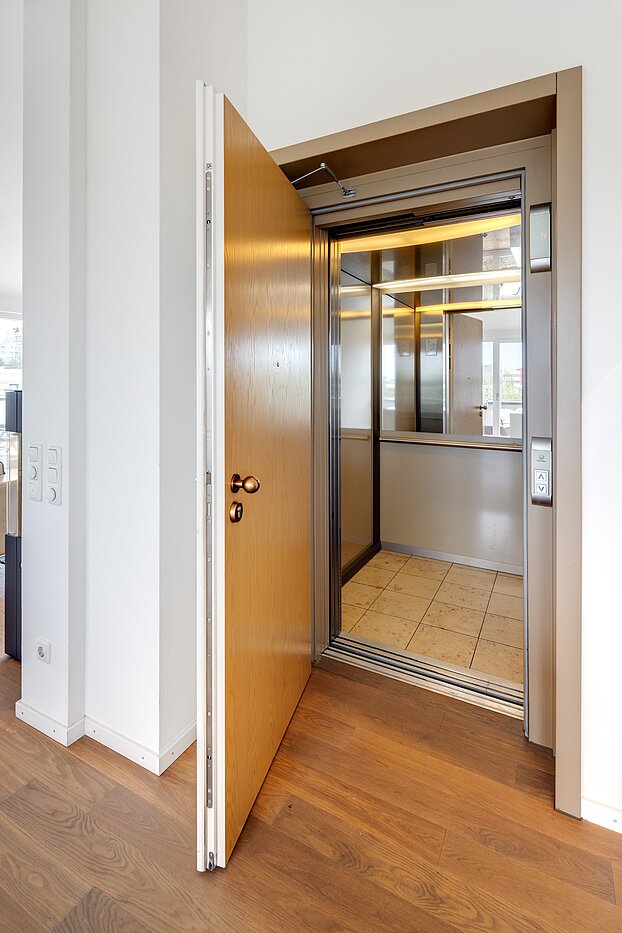 Penthouse 部屋数 3.5 部屋 | München-Oberföhring | 70237 | ...direktem Zugang zum Lift