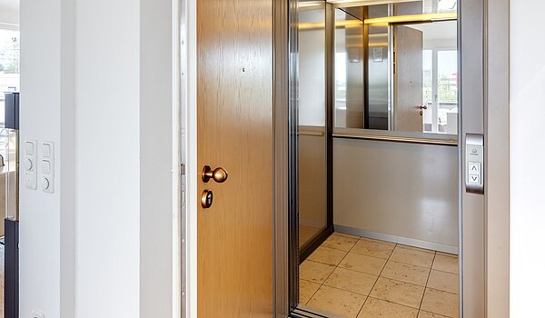 Penthouse 部屋数 3.5 部屋 | München-Oberföhring | 70237 | ...direktem Zugang zum Lift