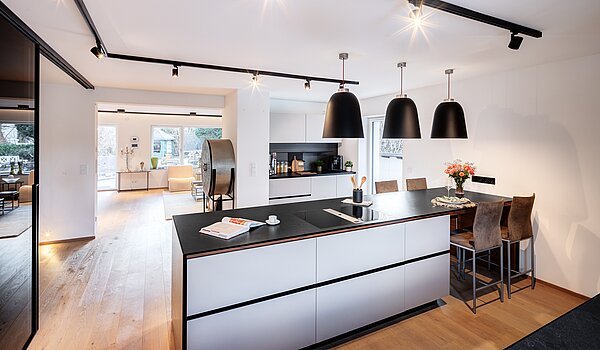 角のテラスハウス 部屋数 6 部屋 | München-Trudering | 70191 | ...offen mit...