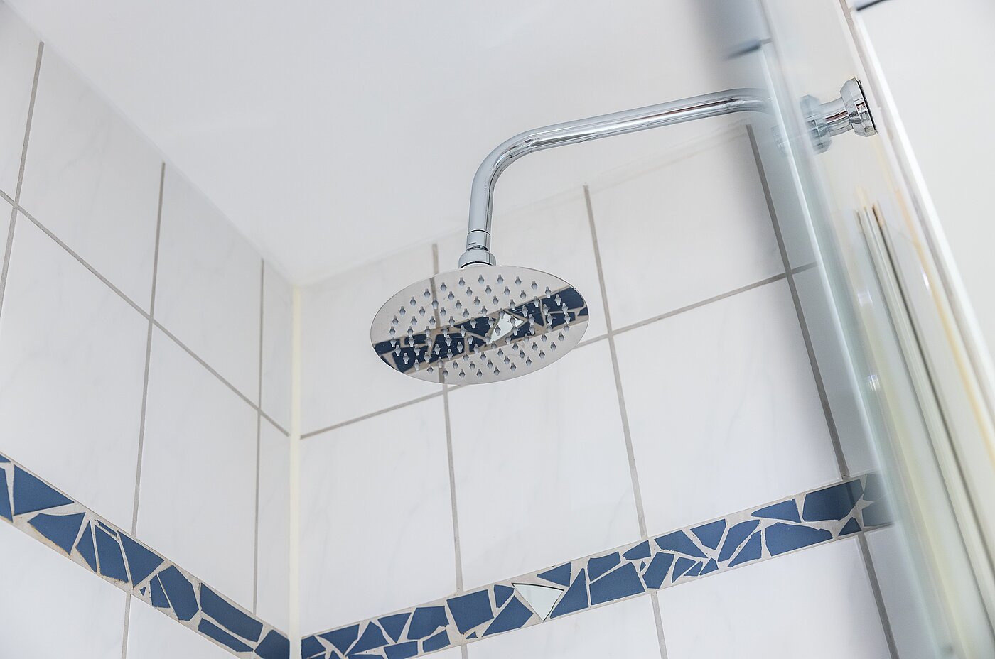 フラット 部屋数 1 部屋 | München-Neuhausen | 702271 | ...mit Dusche und...