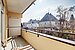 ...sonnigem Südbalkon und...