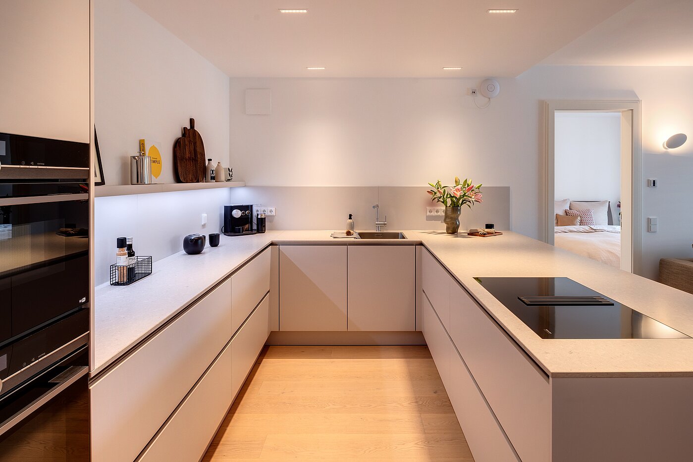フラット 部屋数 3 部屋 | 70046 | Hochwertige Einbauküche