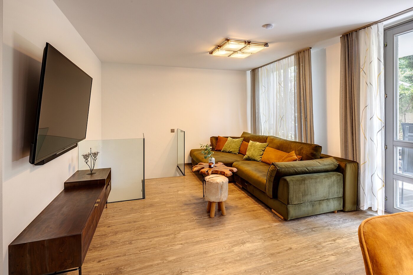 メゾネット・マンション（複数階にわたるマンション） 部屋数 3 部屋 | München-Milbertshofen | 702341 | Zugang zum Untergeschoss