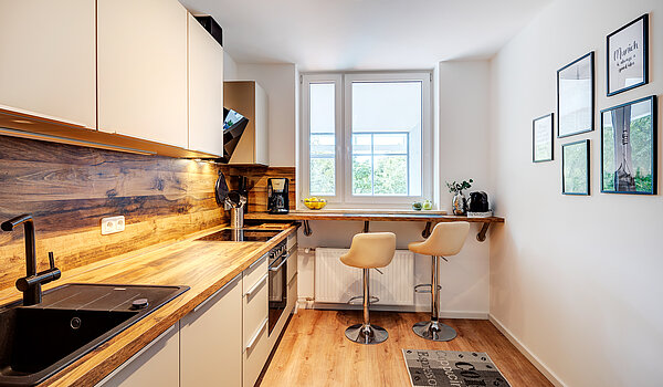 フラット 部屋数 3 部屋 | Unterhaching | 70421 | ...voll ausgestattet