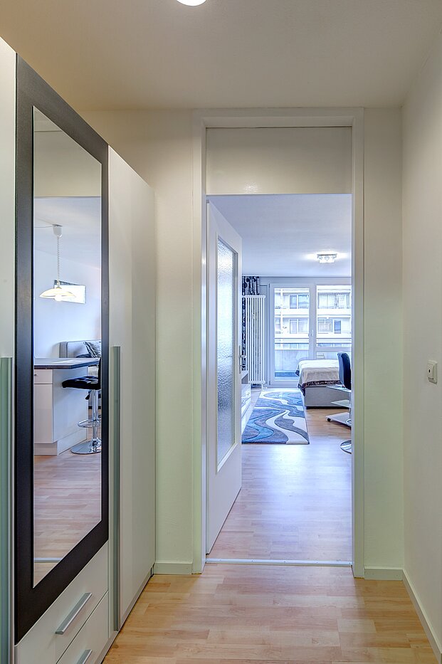 フラット 部屋数 1 部屋 | München-Berg am Laim | 2301ML4 | ...mit Garderobenschrank