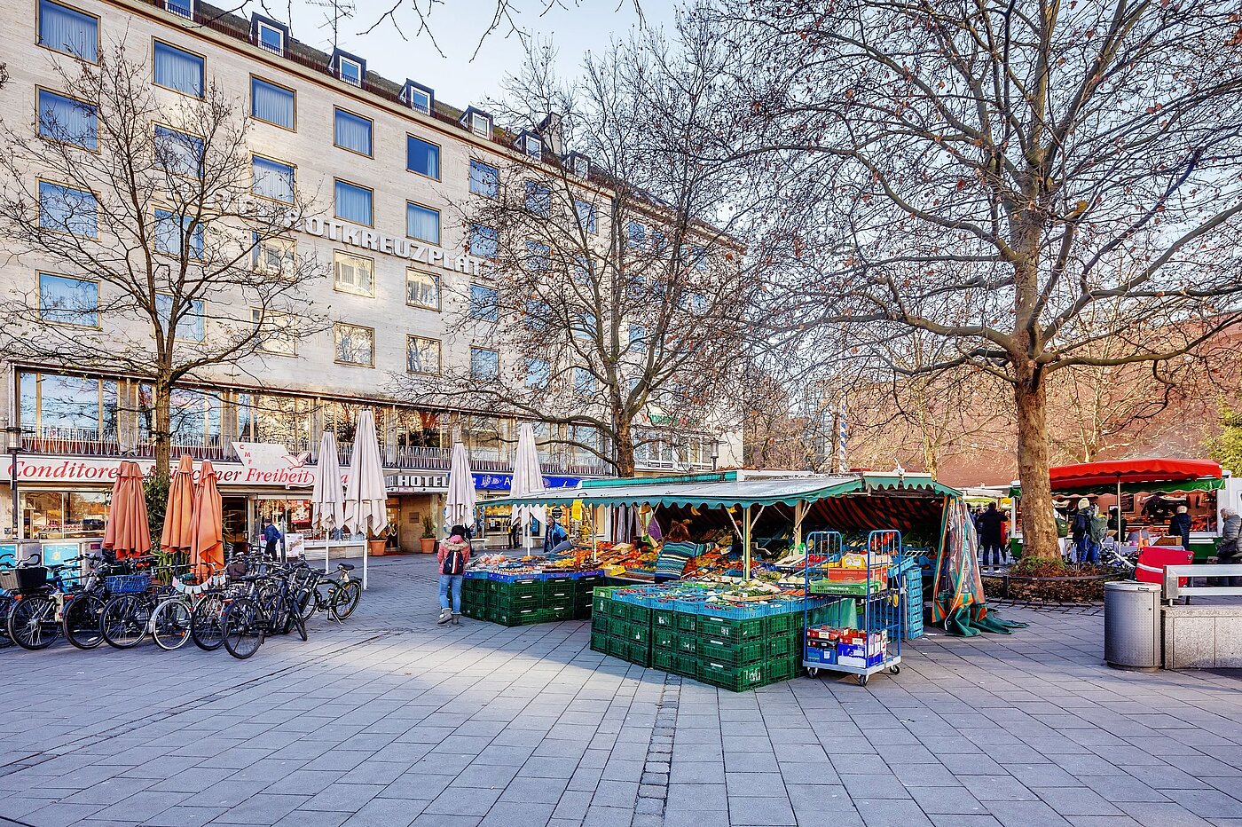 フラット 部屋数 2 部屋 | München-Neuhausen | 2012ML5 | Markt am Rotkreuzplatz