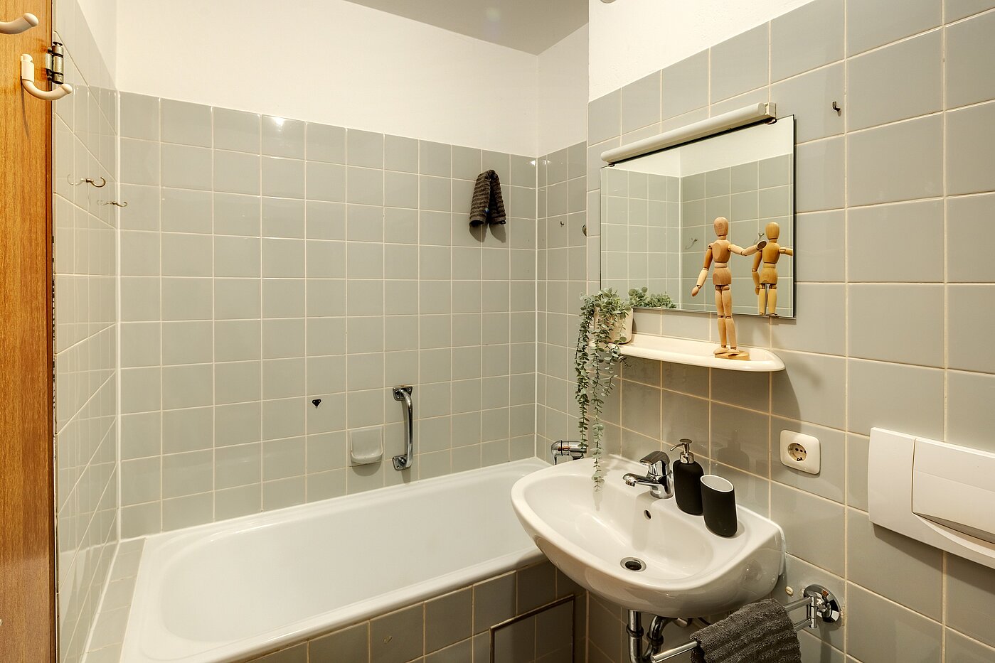 フラット 部屋数 1 部屋 | Herrsching am Ammersee | 2302ML2 | Badzimmer mit Wanne