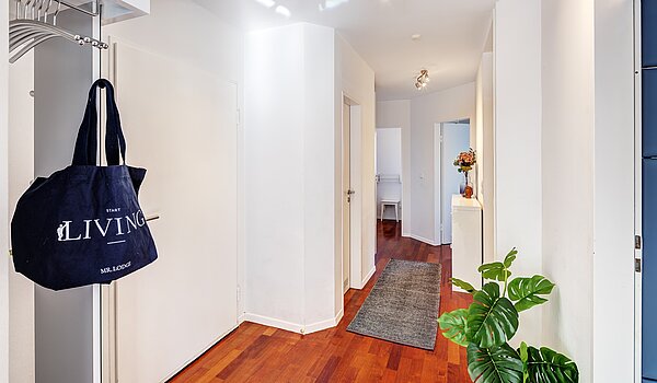 フラット 部屋数 3 部屋 | München-Schwabing | 2202ML12 | Zentraler Flur...