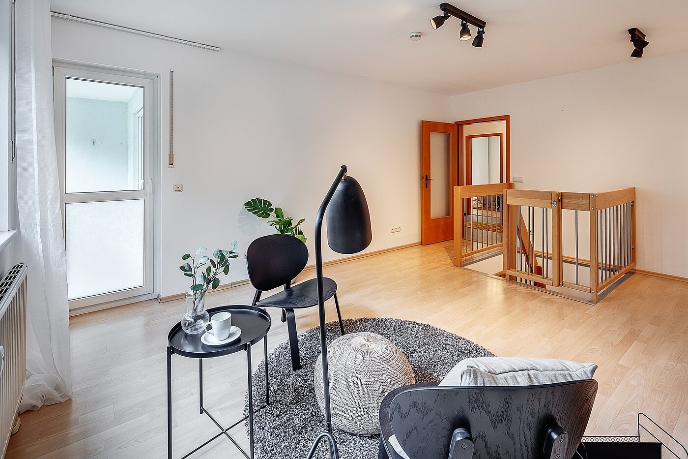 フラット 部屋数 3 部屋 | München-Hasenbergl | 2105ML10 | mit Treppe zum Hobbyraum