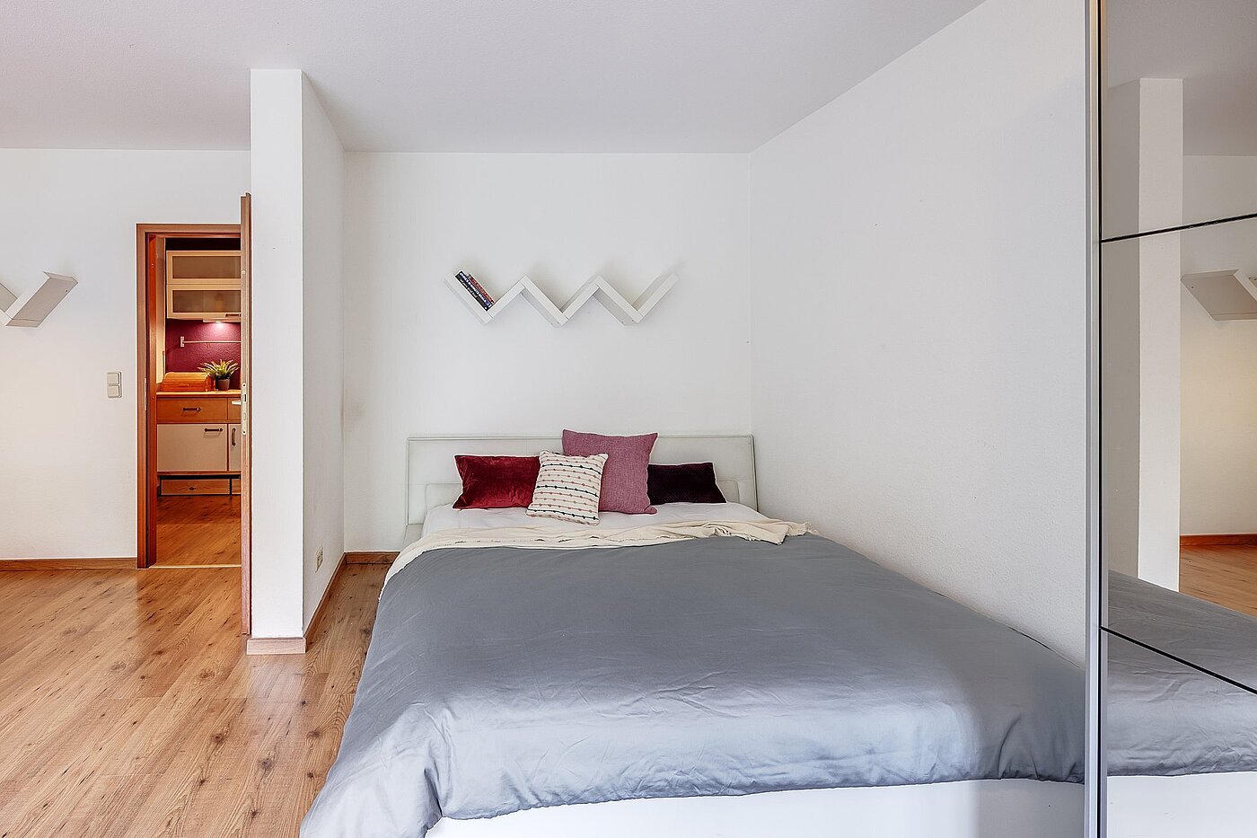 フラット 部屋数 1 部屋 | München-Schwabing | 2104ML4 | Schlafbereich