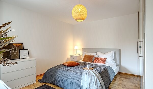 フラット 部屋数 2 部屋 | München-Maxvorstadt | 70001 | Gemütliches Schlafzimmer