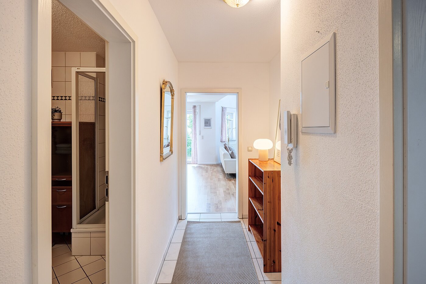 メゾネット・マンション（複数階にわたるマンション） 部屋数 3.5 部屋 | München-Trudering | 70238 | Diele vom Eingang kommend