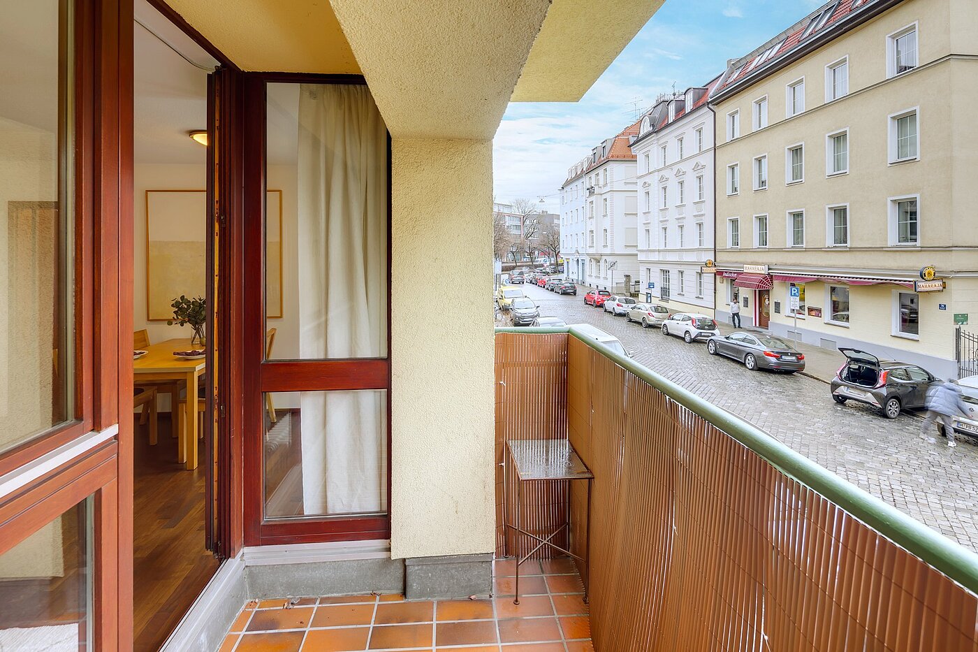 フラット 部屋数 2 部屋 | München-Neuhausen | 2012ML5 | Zugang zur Loggia