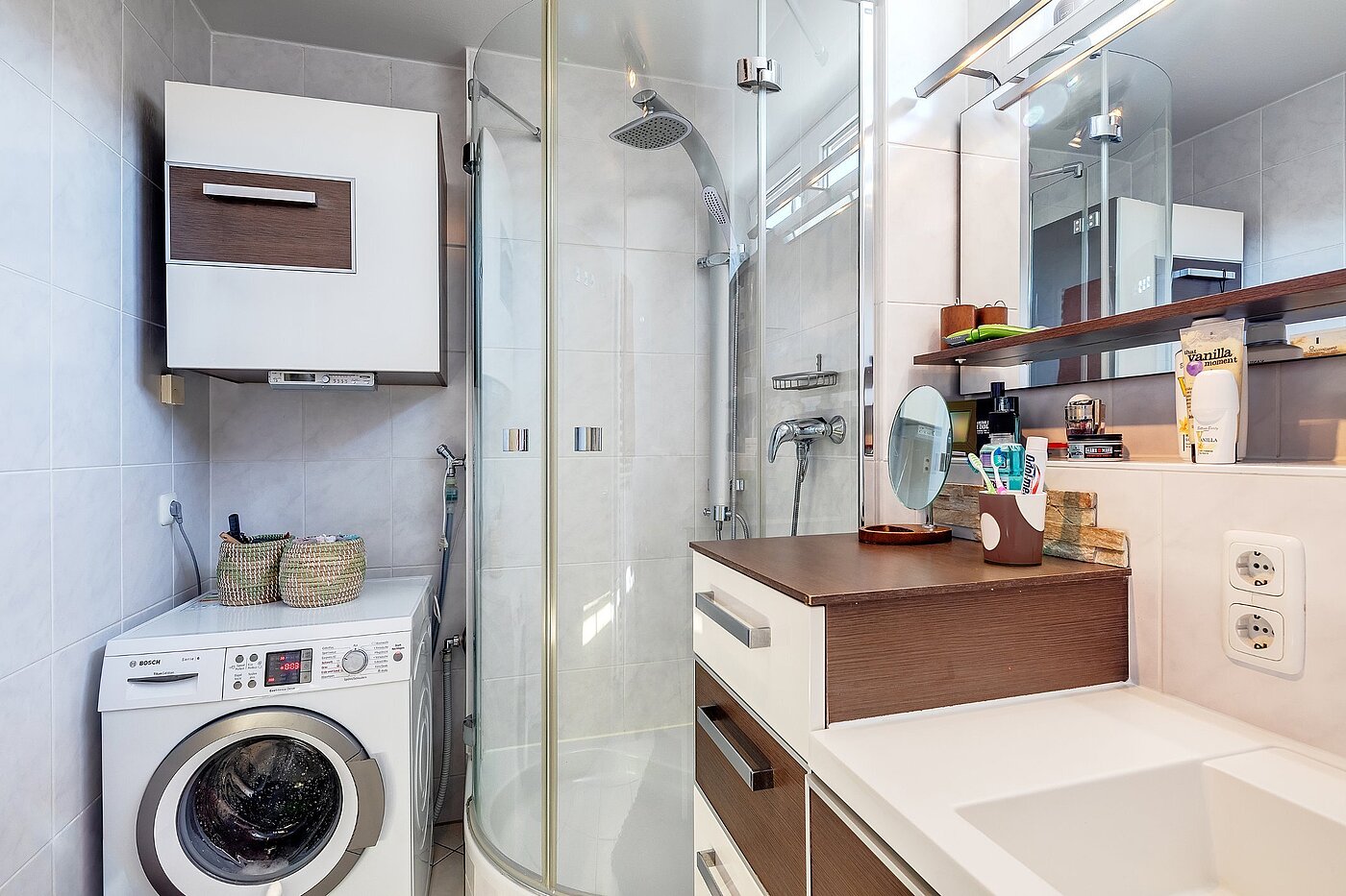 メゾネット・マンション（複数階にわたるマンション） 部屋数 4 部屋 | Olching | 1903ML1 | 1. OG - Bad