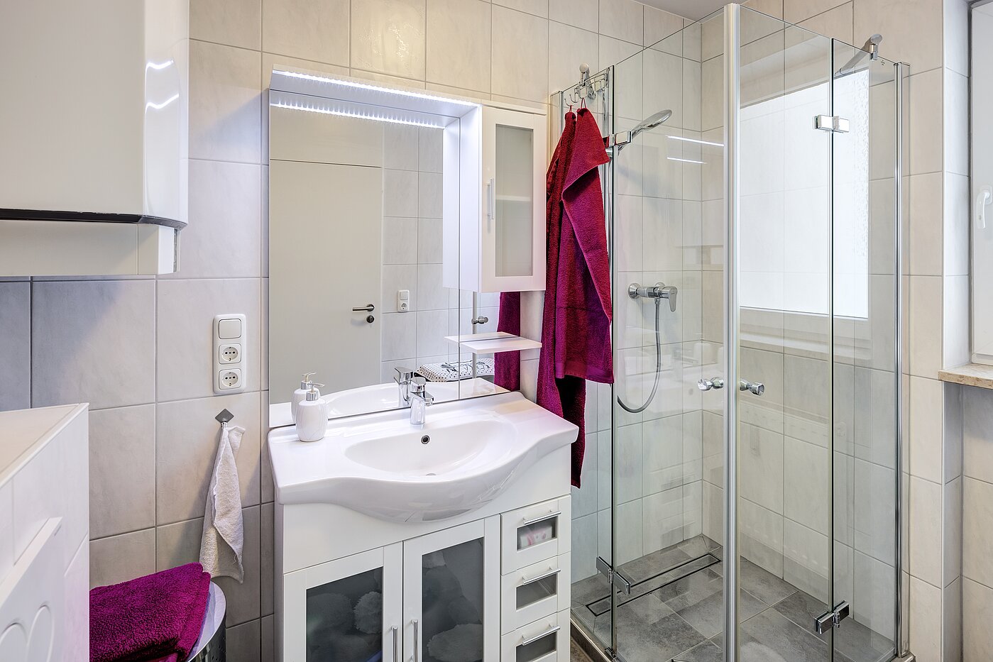 フラット 部屋数 1 部屋 | Karlsfeld | 70460 | Badezimmer