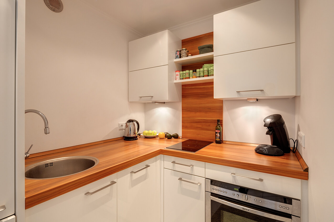 Apartment 部屋数 1 部屋 | München-Allach | 70298 | Viel Arbeitsfläche