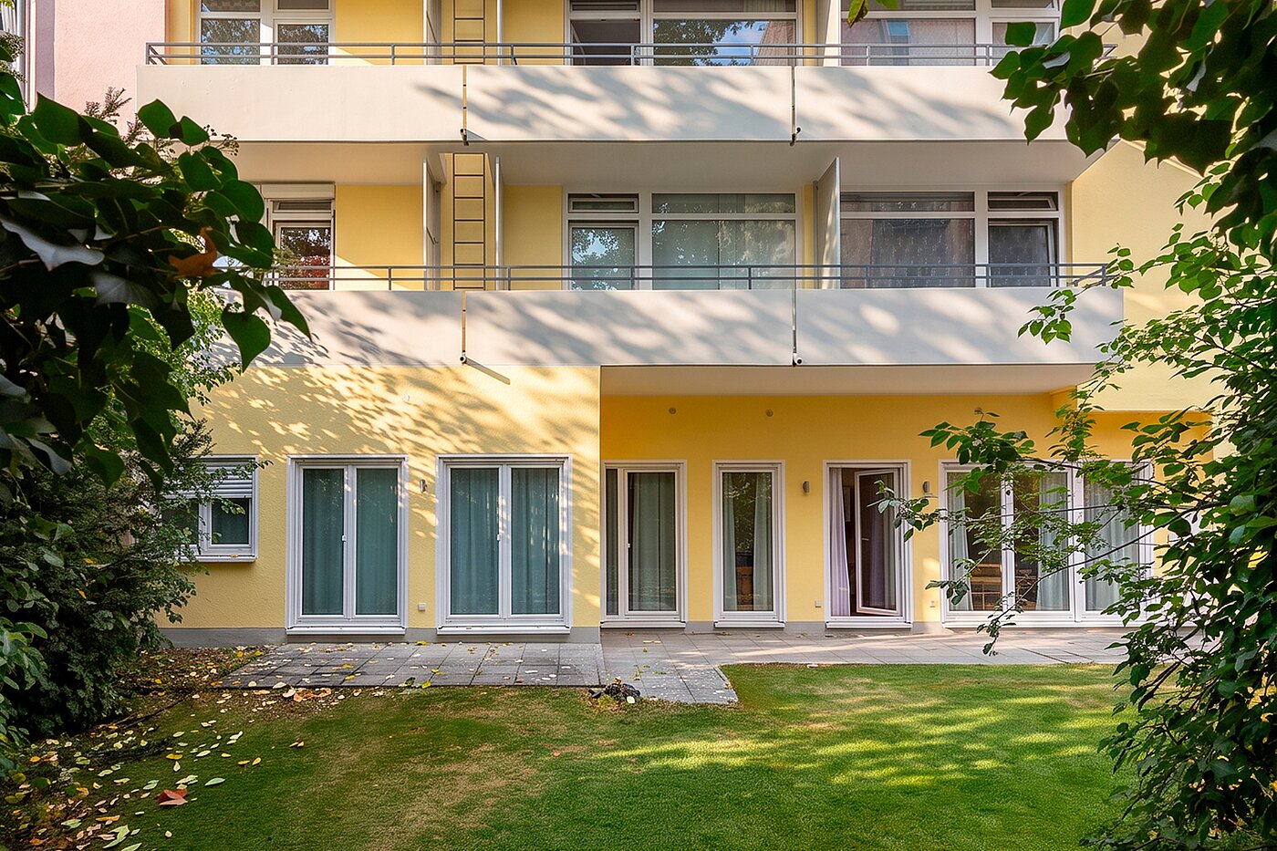 フラット 部屋数 4 部屋 | München-Neuhausen | 70471