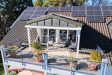 Ottobrunn：一目惚れ必至の魅力的な3LDK屋上テラス付きマンション／空室あり