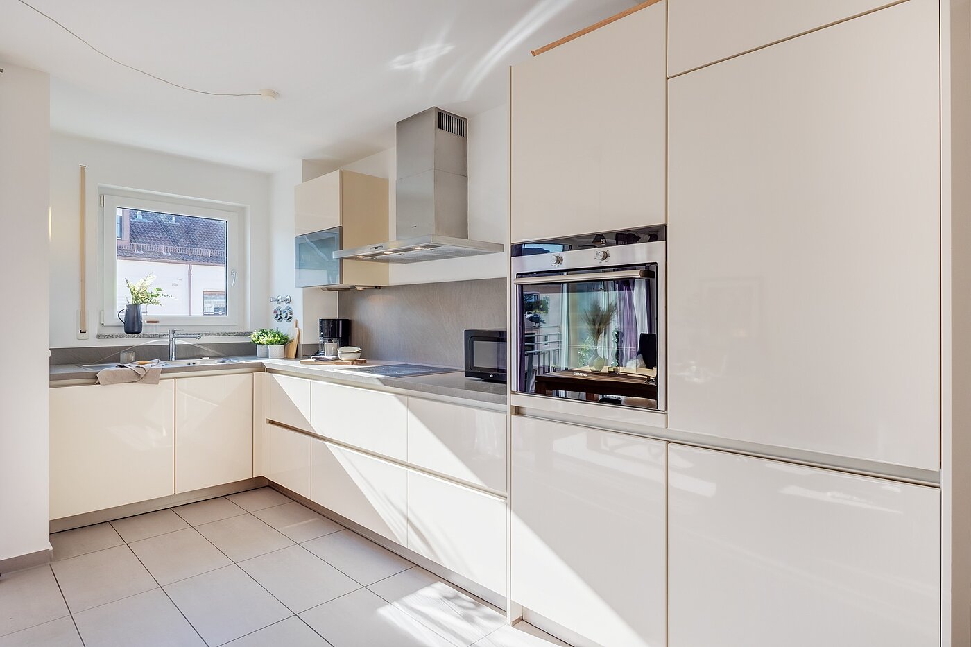 フラット 部屋数 2.5 部屋 | München-Obergiesing | 70270 | Helle Eckküche