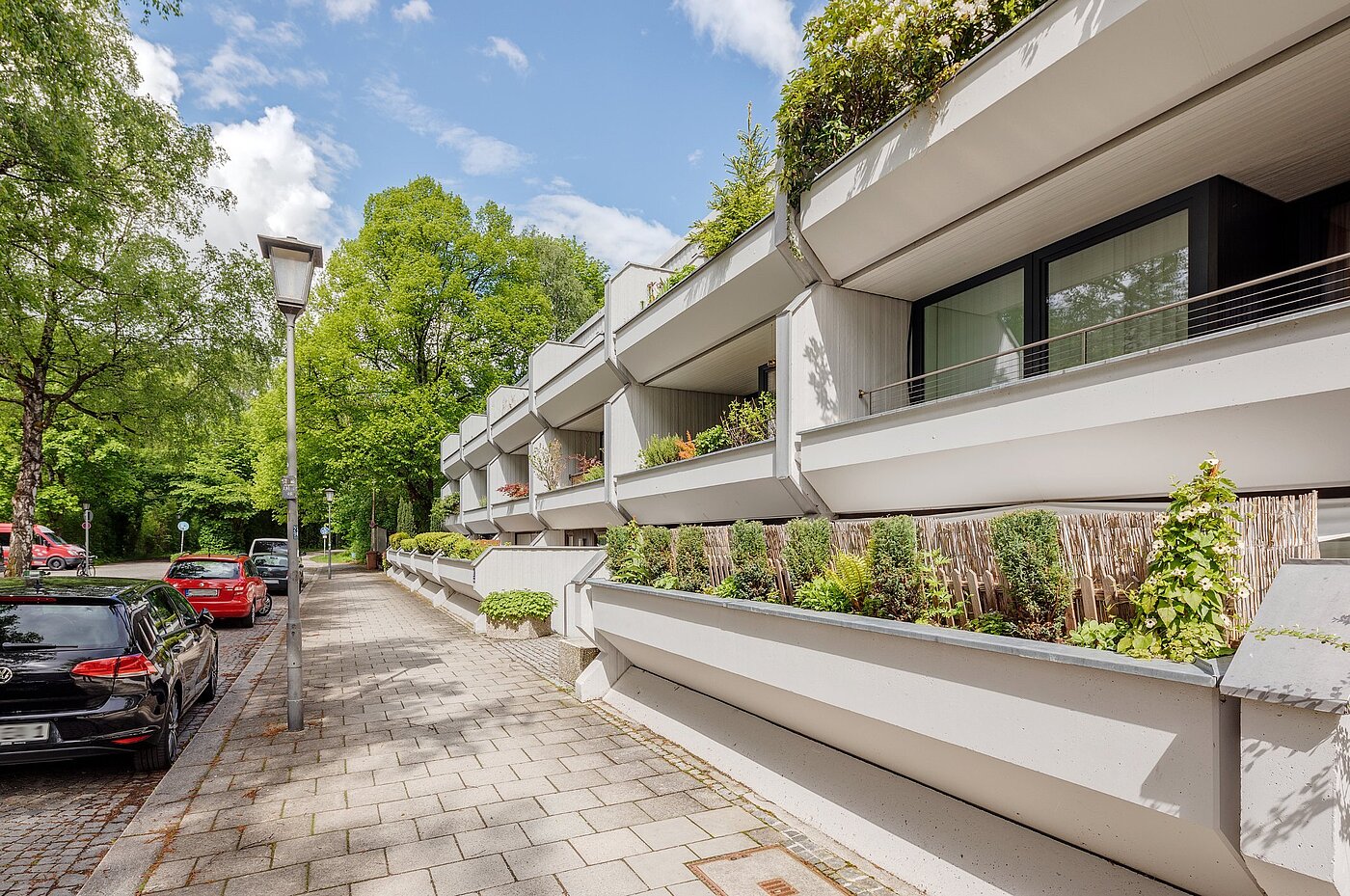レイズド・グラウンドフロアー（一階が地表よりも高い） 部屋数 3 部屋 | München-Untergiesing | 2011ML5 | Gepflegtes Objekt