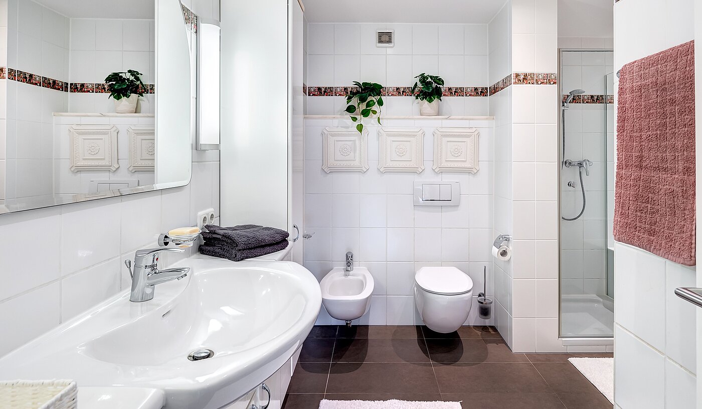 フラット 部屋数 3.5 部屋 | 70284 | Bad mit...