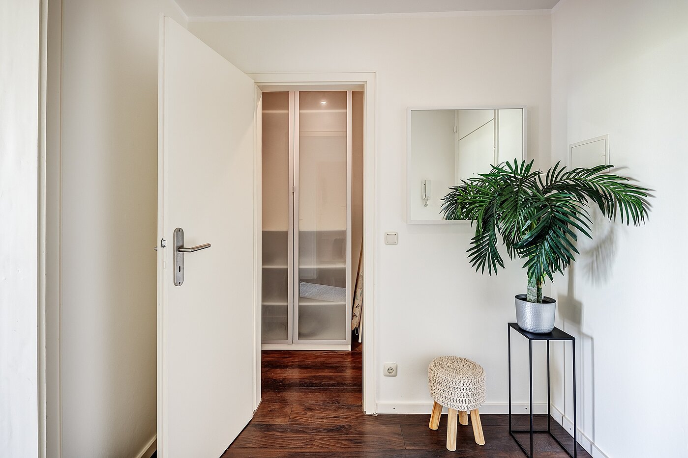 フラット 部屋数 2 部屋 | München-Bogenhausen | 2206ML3 | Geräumige Diele