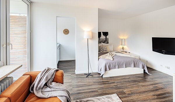 フラット 部屋数 1 部屋 | München-Neuhausen | 702271 | ...behaglicher Schlafnische