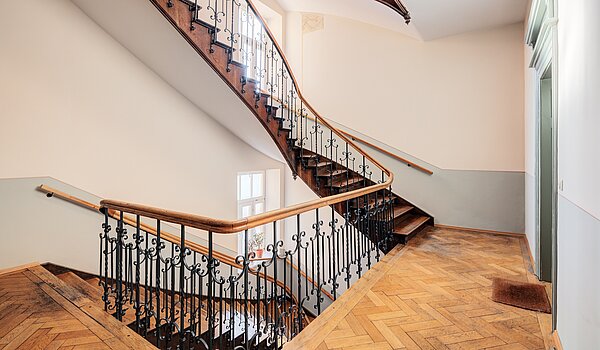 フラット 部屋数 2 部屋 | München-Isarvorstadt | 703031 | Treppenhaus