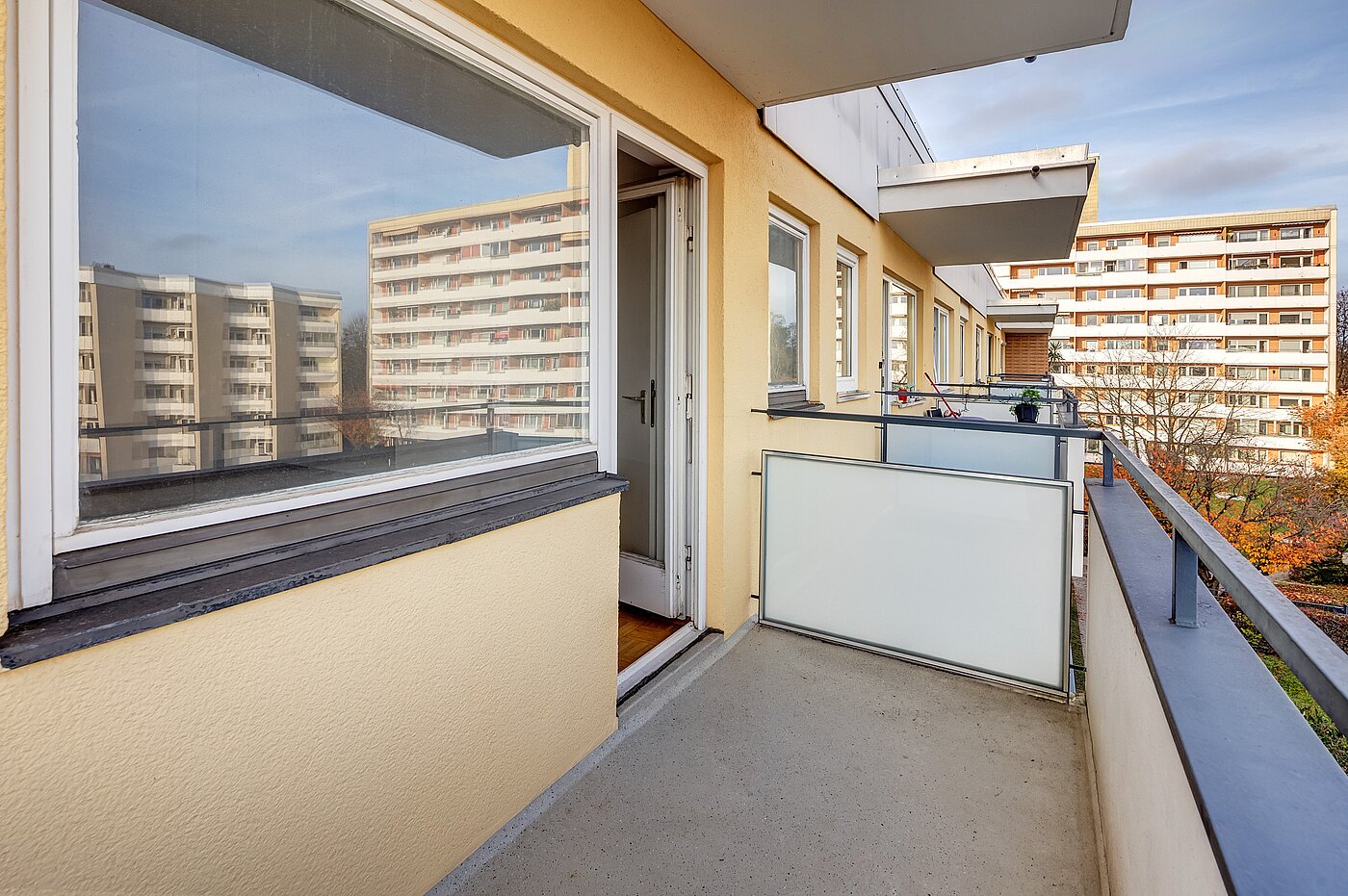 フラット 部屋数 2 部屋 | München-Freimann | 70158 | Balkon Richtung Innenhof
