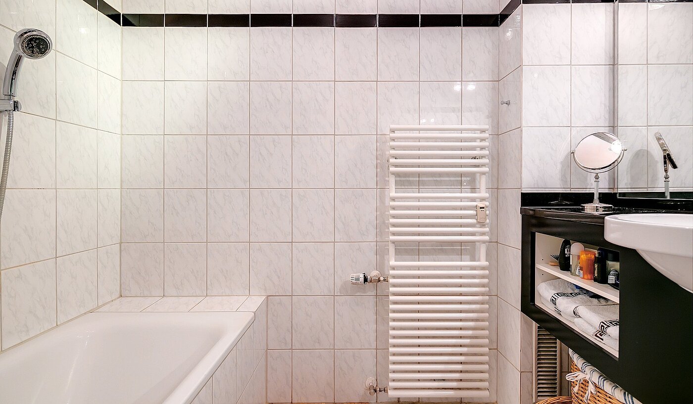 フラット 部屋数 2 部屋 | München-Schwabing | 2004ML1 | Badezimmer