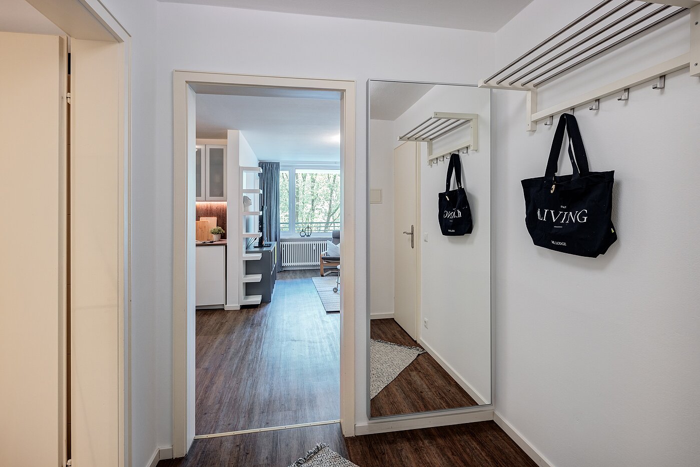 フラット 部屋数 2 部屋 | München-Bogenhausen | 70142 | Diele mit Stauraum