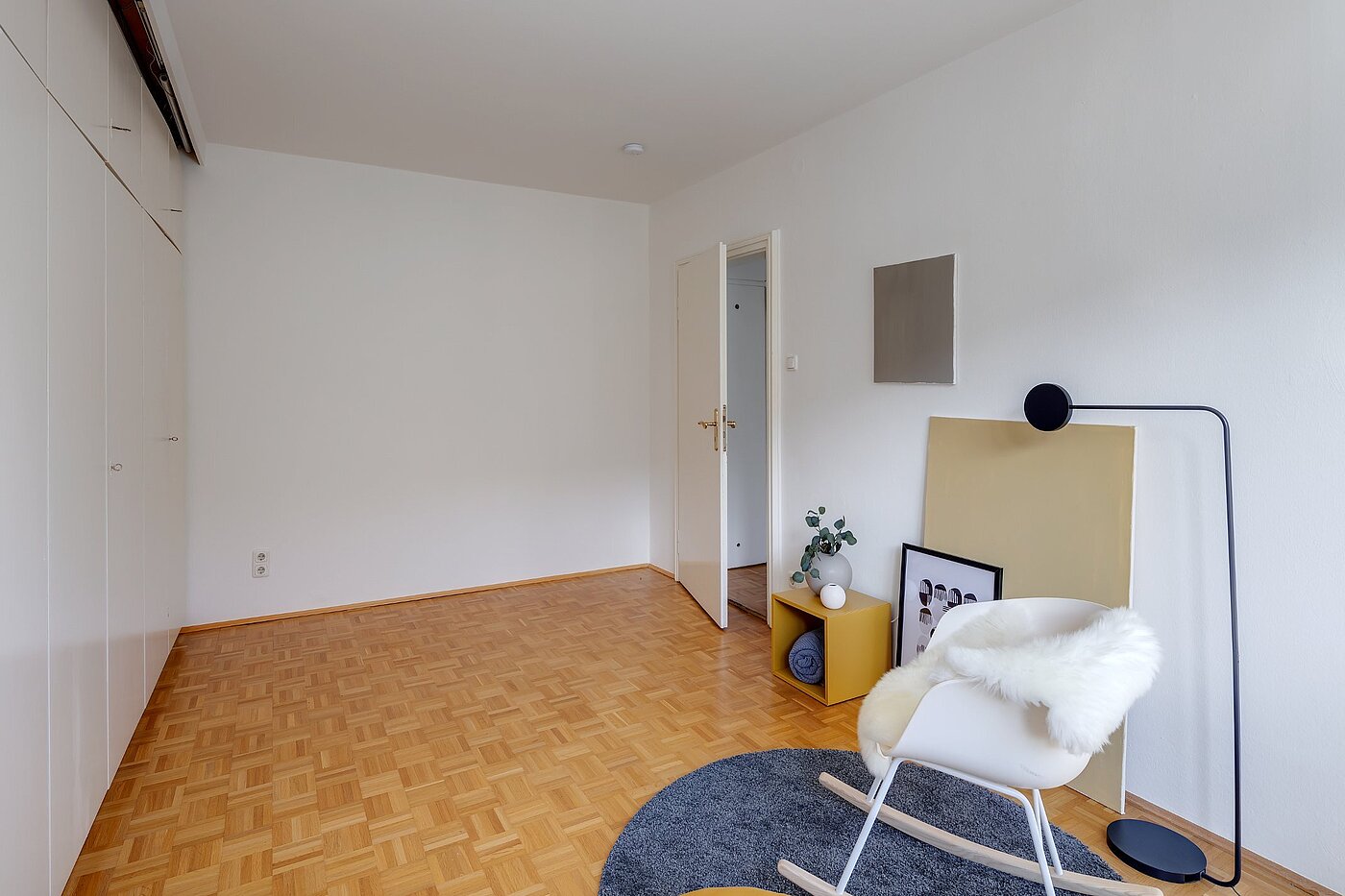 フラット 部屋数 3 部屋 | München-Untergiesing | 1909ML6 | ... mit Kleiderschrank