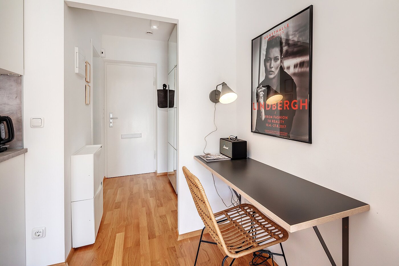 フラット 部屋数 1 部屋 | München-Neuhausen | 2010ML6 | Praktischer Arbeitsbereich